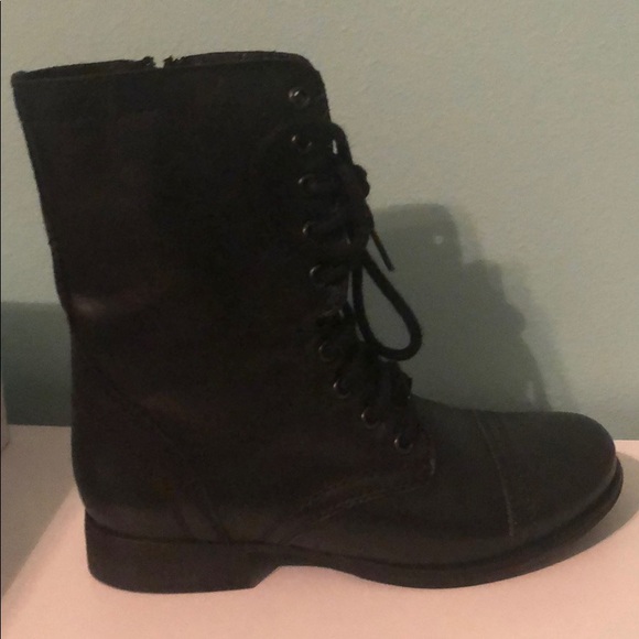 Steve Madden Shoes - Boots